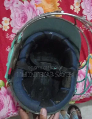High-Quality Cricket Helmet