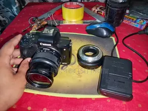 Canon M50 Mirrorless Camera