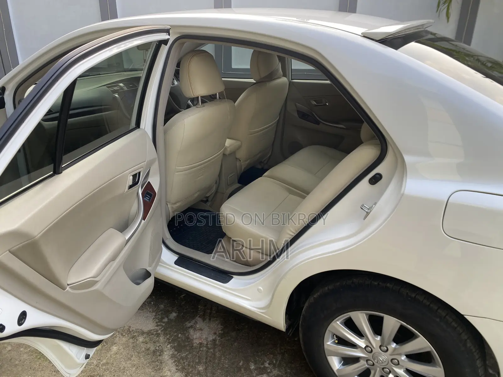 Toyota Allion 2010 Pearl