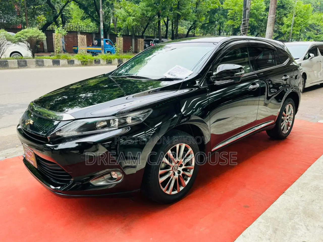 Toyota Harrier Premium Advanced Package 2015 Black