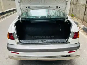 Toyota Corona Premio 2000 Pearl