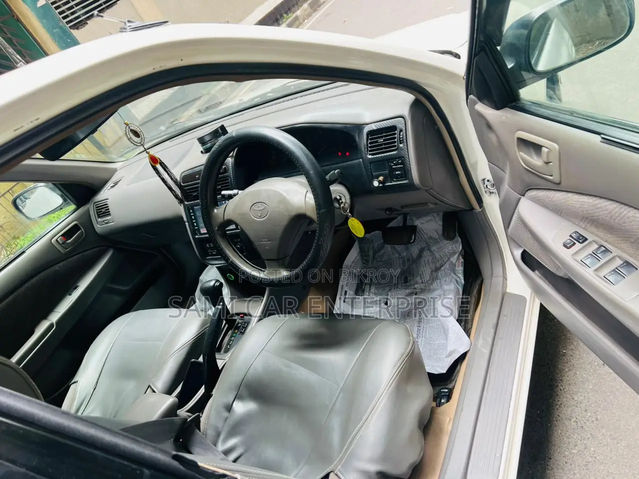 Toyota Corona Premio 2000 Pearl