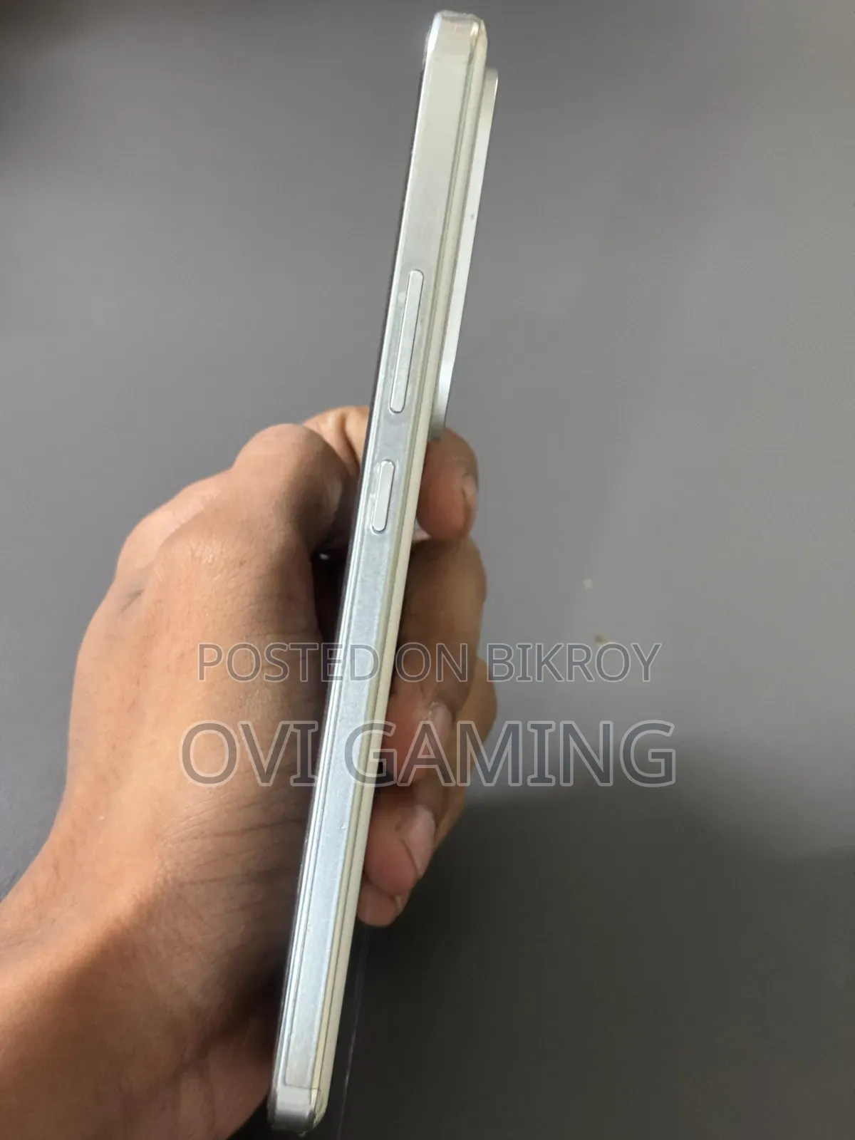 Vivo iQOO 10 256 GB White