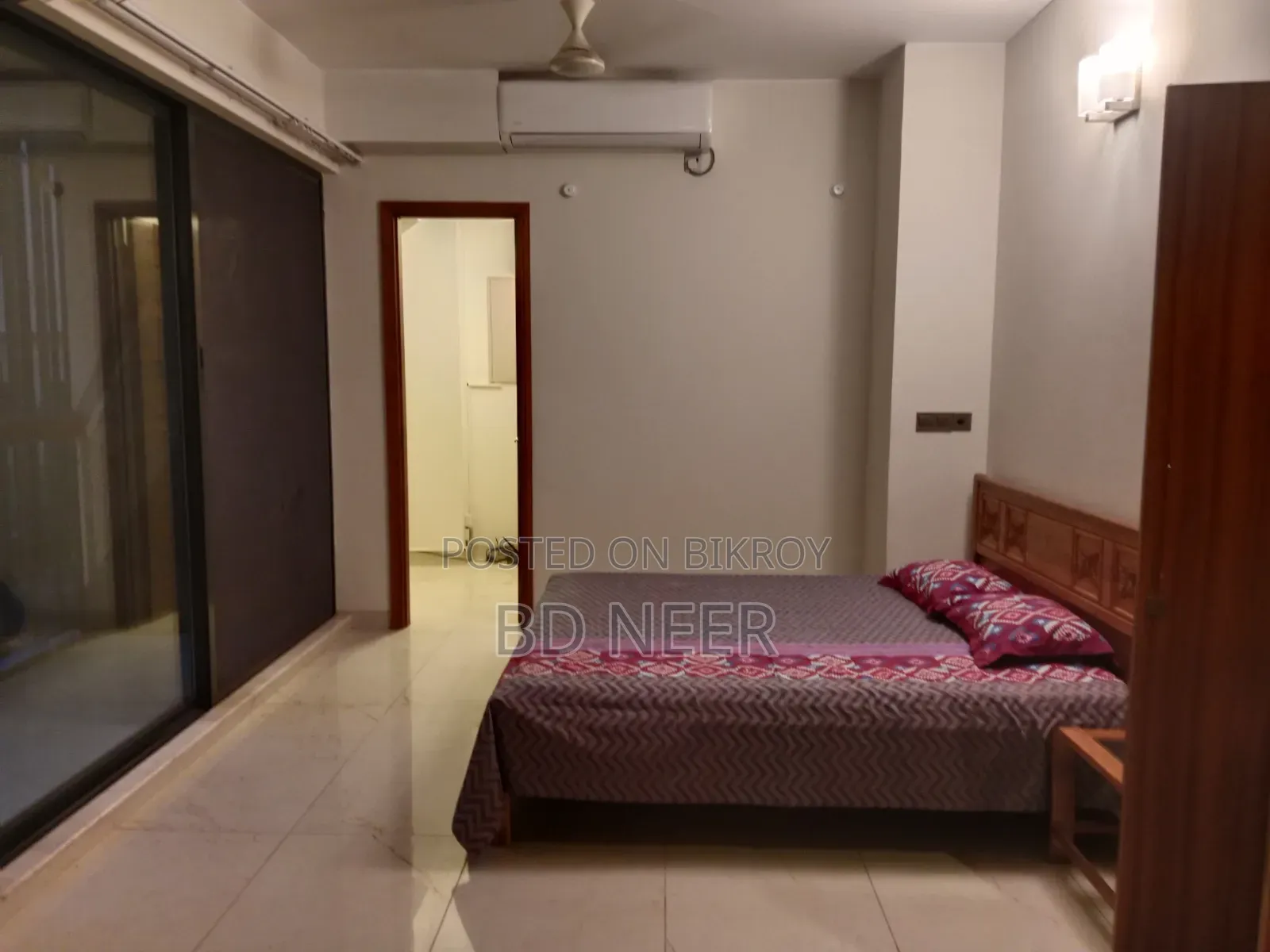 গুলশানে ফার্নিশড ১ বেডরুমের অ্যাপার্টমেন্ট ভাড়া