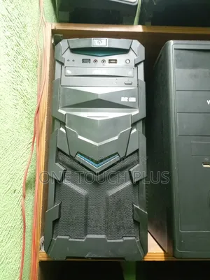 Desktop Computer Gigabyte GB-XM12-3227 4GB Intel Core I5 HDD 500GB