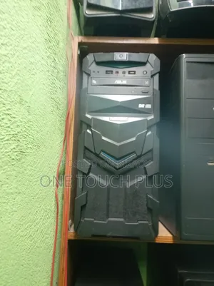 Desktop Computer Gigabyte GB-XM12-3227 4GB Intel Core I5 HDD 500GB