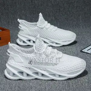 Men's Shoes Summer Sports Breathable Mesh Hollow Casual Shoes Men's