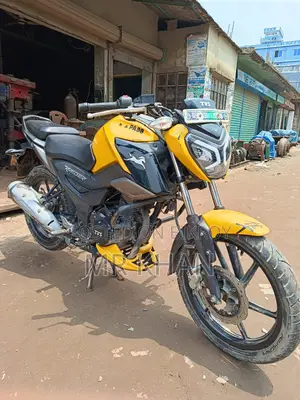 TVS Raider 125 2023 Yellow