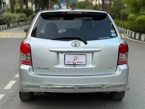 Toyota Corolla Fielder 1.5 Petrol FWD 2011 Silver