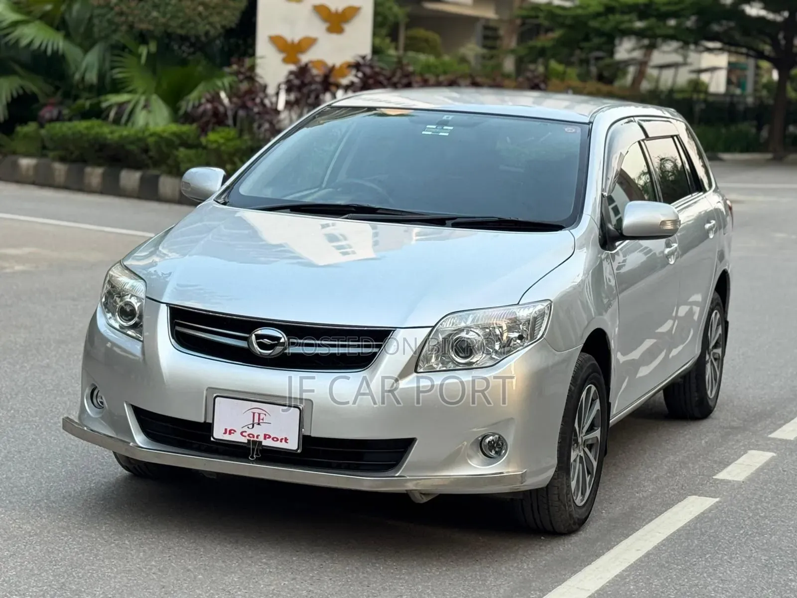 Toyota Corolla Fielder 1.5 Petrol FWD 2011 Silver