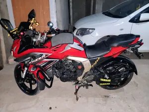 Yamaha FZ 2017 Red