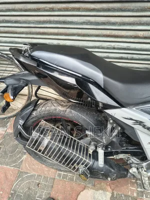 New TVS Apache 160 4V 2020 Black