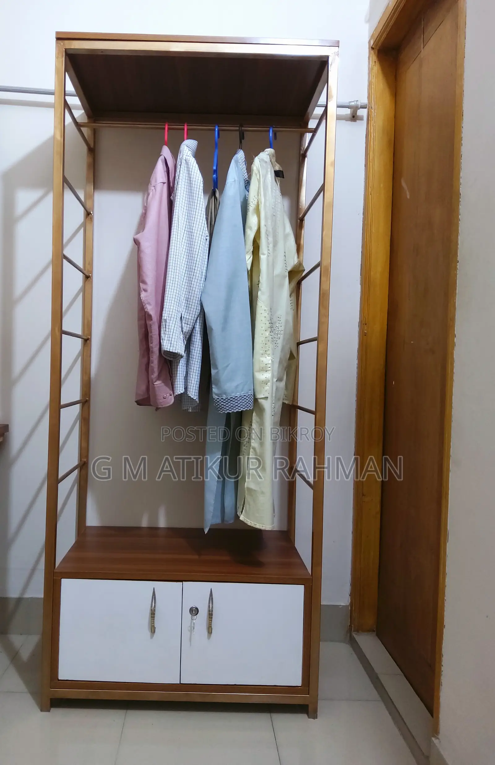 Modern Alna (Cloth Organizer)