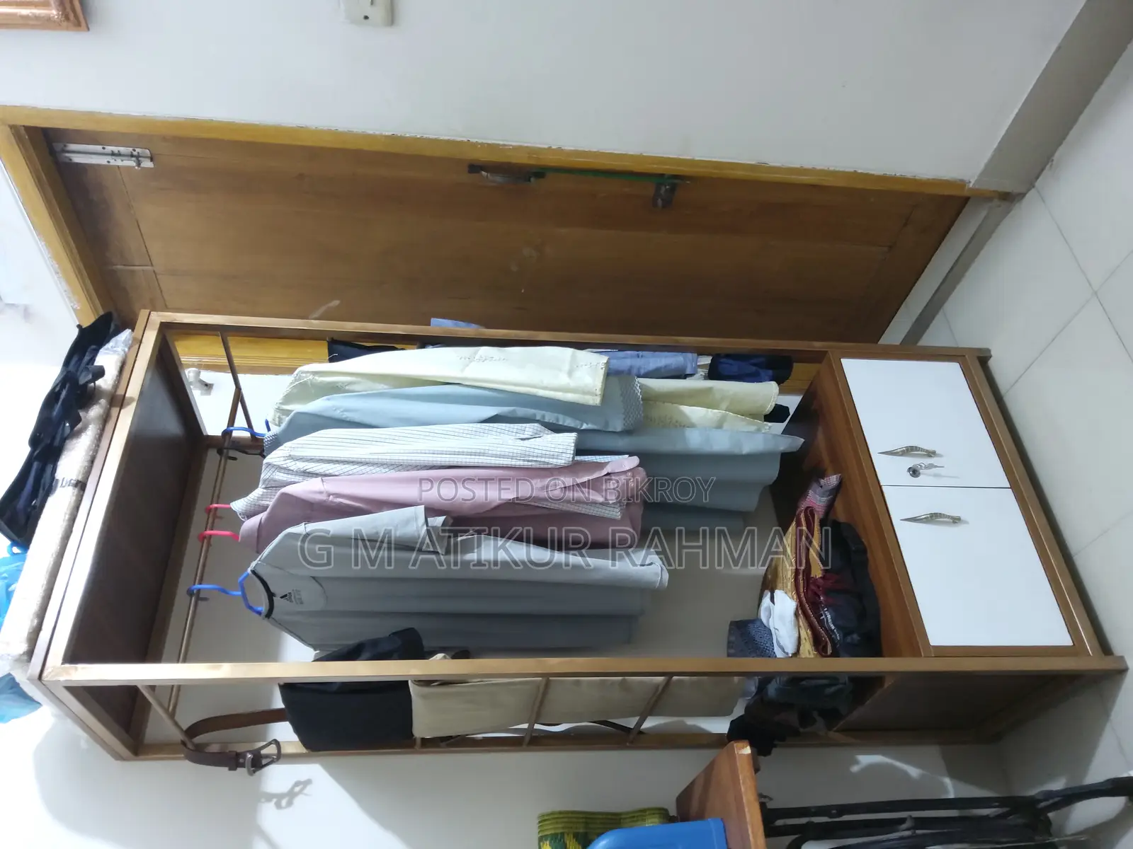 Modern Alna (Cloth Organizer)