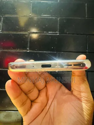 OnePlus 11 256 GB Gold