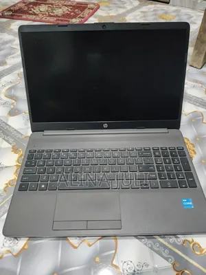 Laptop HP 250 G8 8GB Intel Core I3 SSD 512GB