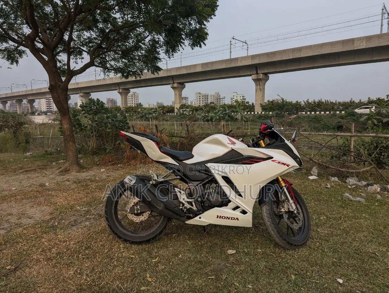 Honda CBR 2021 Red