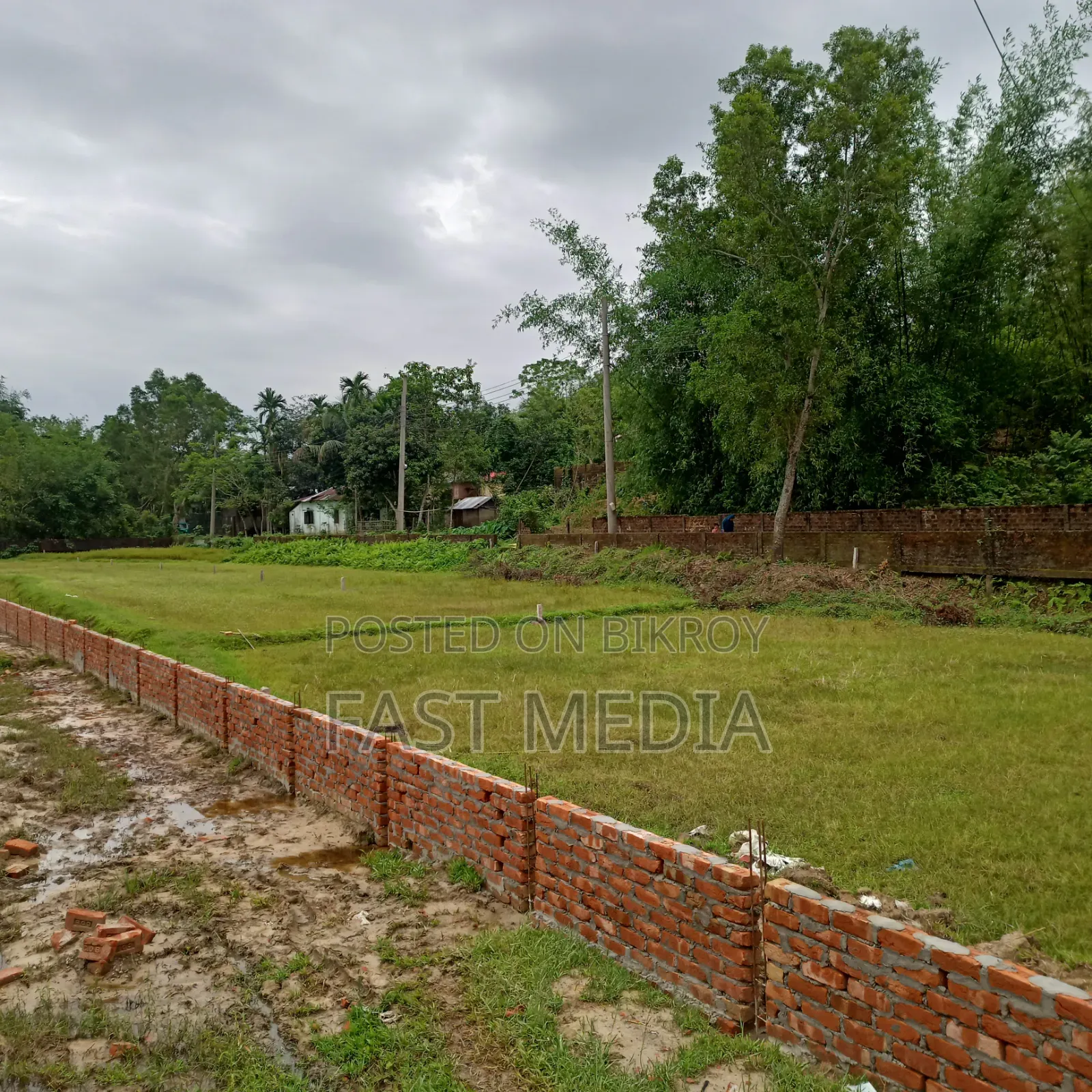 নালিয়া এলাকায় হিন্দু সম্প্রাদায়ের জন্য জায়গা বিক্রী