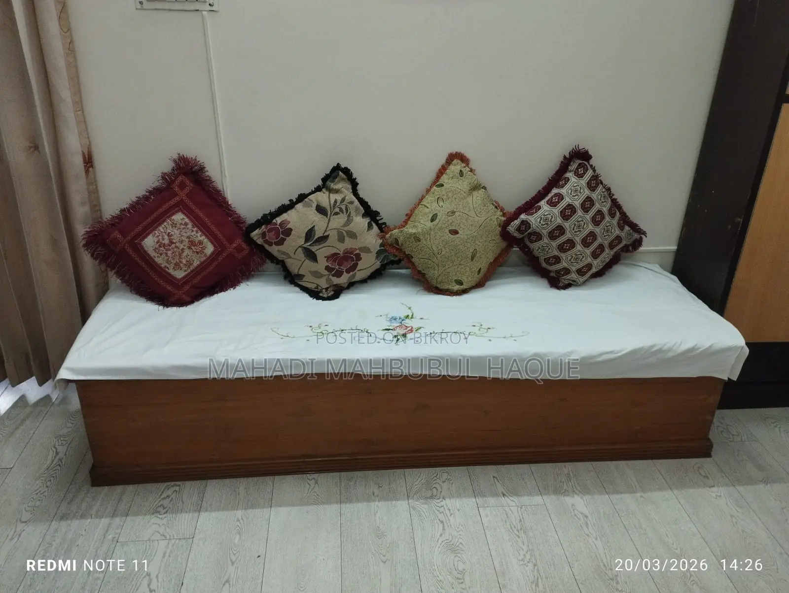 Wooden Divan