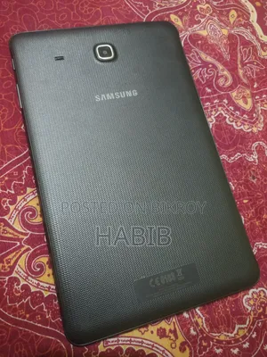 Samsung Galaxy Tab E SM-T561 8 GB Black