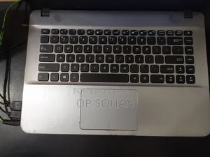 Laptop Asus 4GB Intel HDD+SSD 500GB