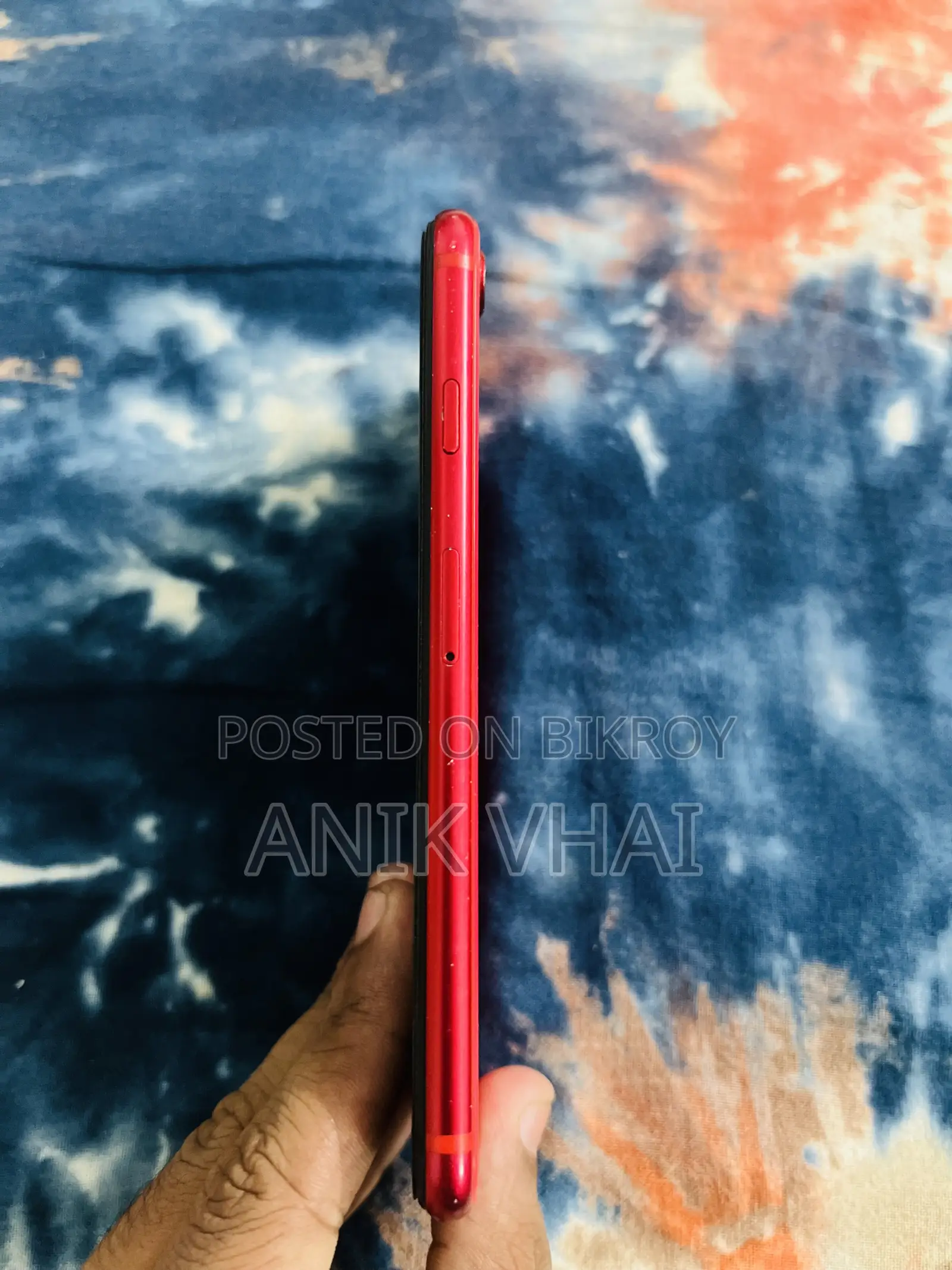 Apple iPhone SE (2020) 64 GB Red
