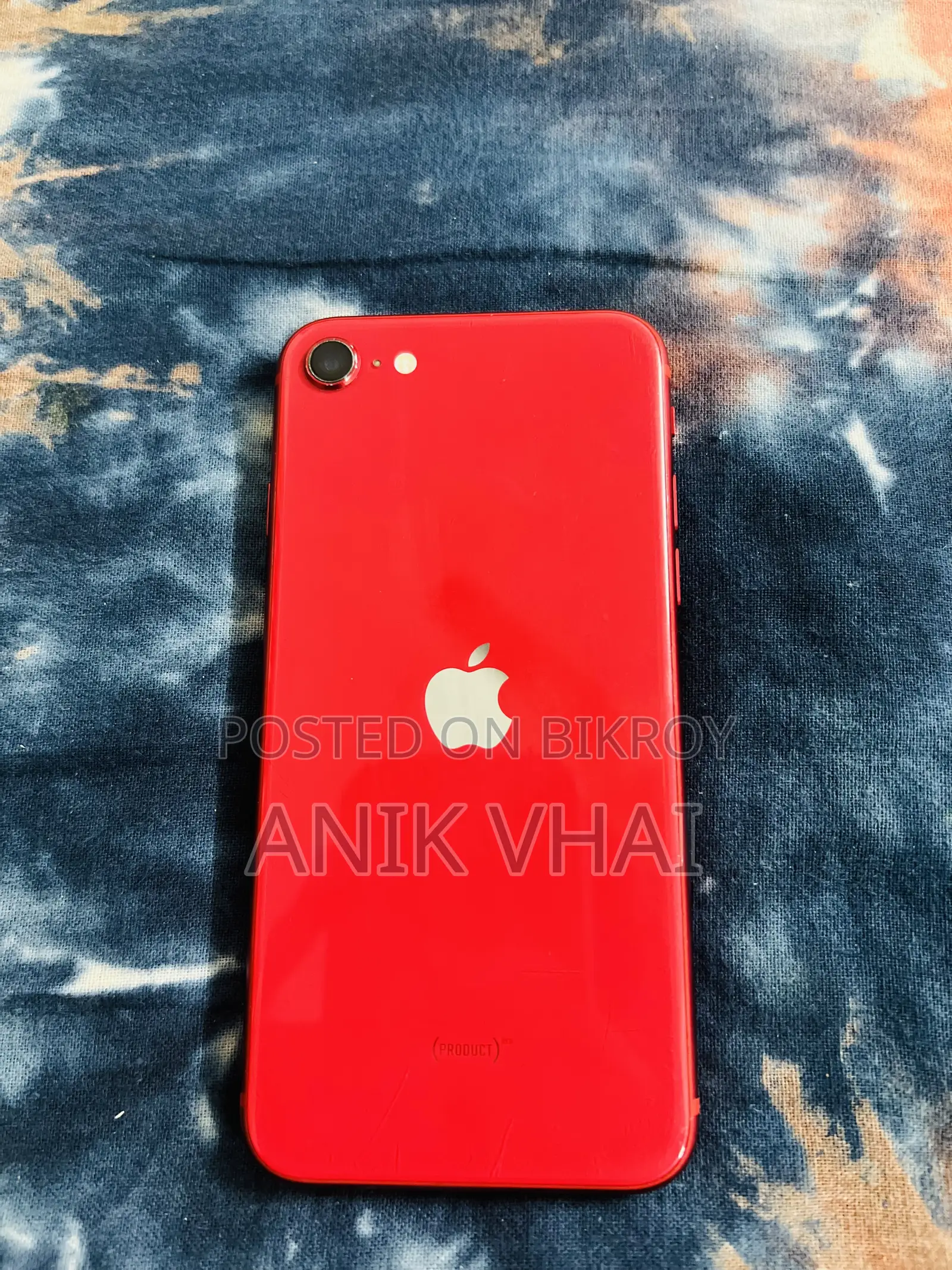 Apple iPhone SE (2020) 64 GB Red