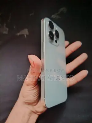 New Apple iPhone 15 Pro 128 GB Silver