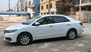Toyota Premio 2019 Pearl