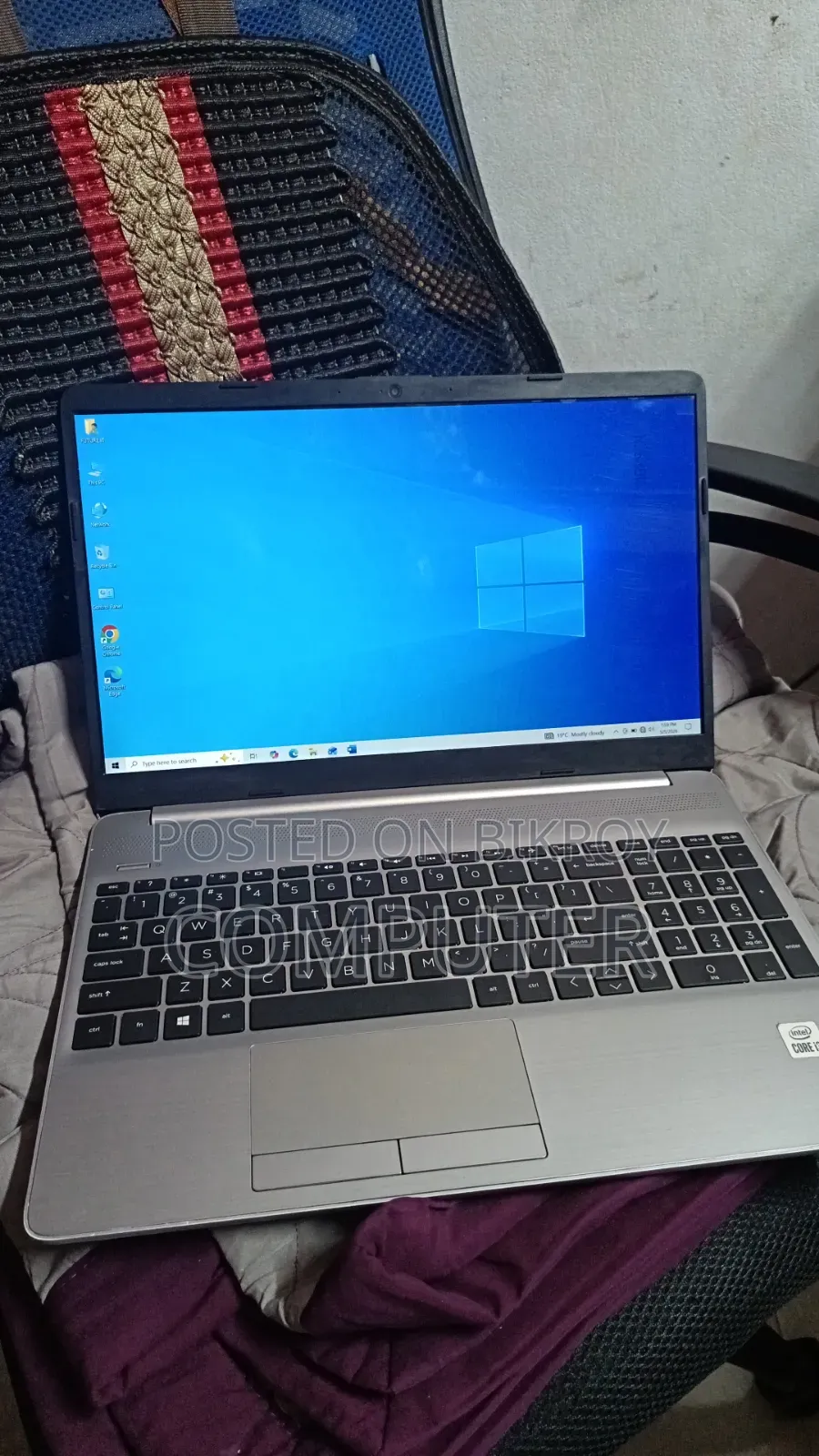 HP Laptop 15, 4GB RAM, Intel Core i3, 1TB HDD + 128GB SSD
