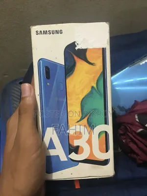 Samsung Galaxy A30 64 GB Green
