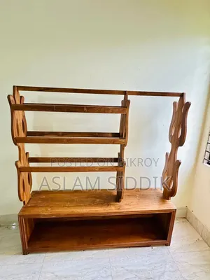 একটি সেগুন গাছের আলনা,ফ্রেশ একদম