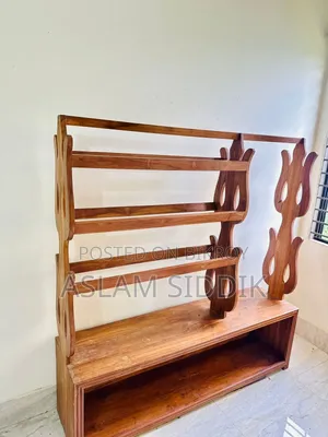 একটি সেগুন গাছের আলনা,ফ্রেশ একদম