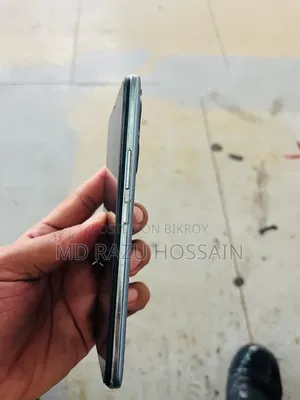 Vivo iQOO 128 GB Green
