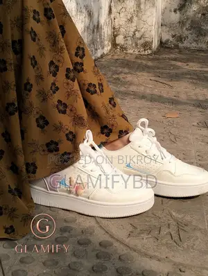 Women's Sneakers