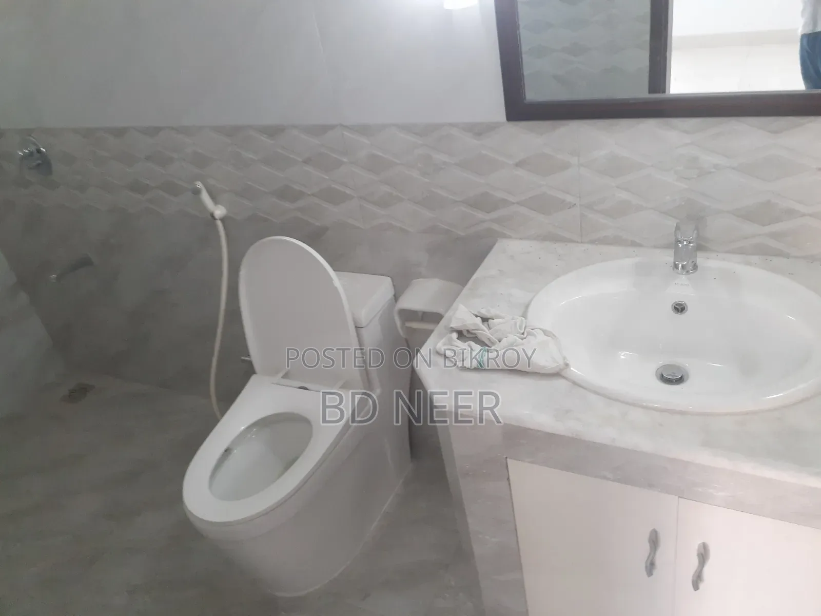4 Bedroom Apartment in Gulshan for Rent