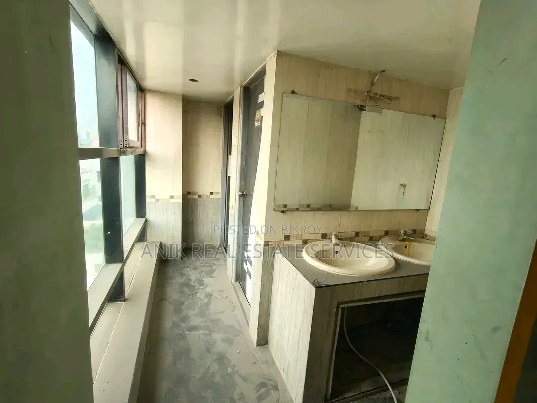 2000 SFT Office Space Rent at Banani