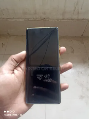 New Motorola Moto G85 256 GB