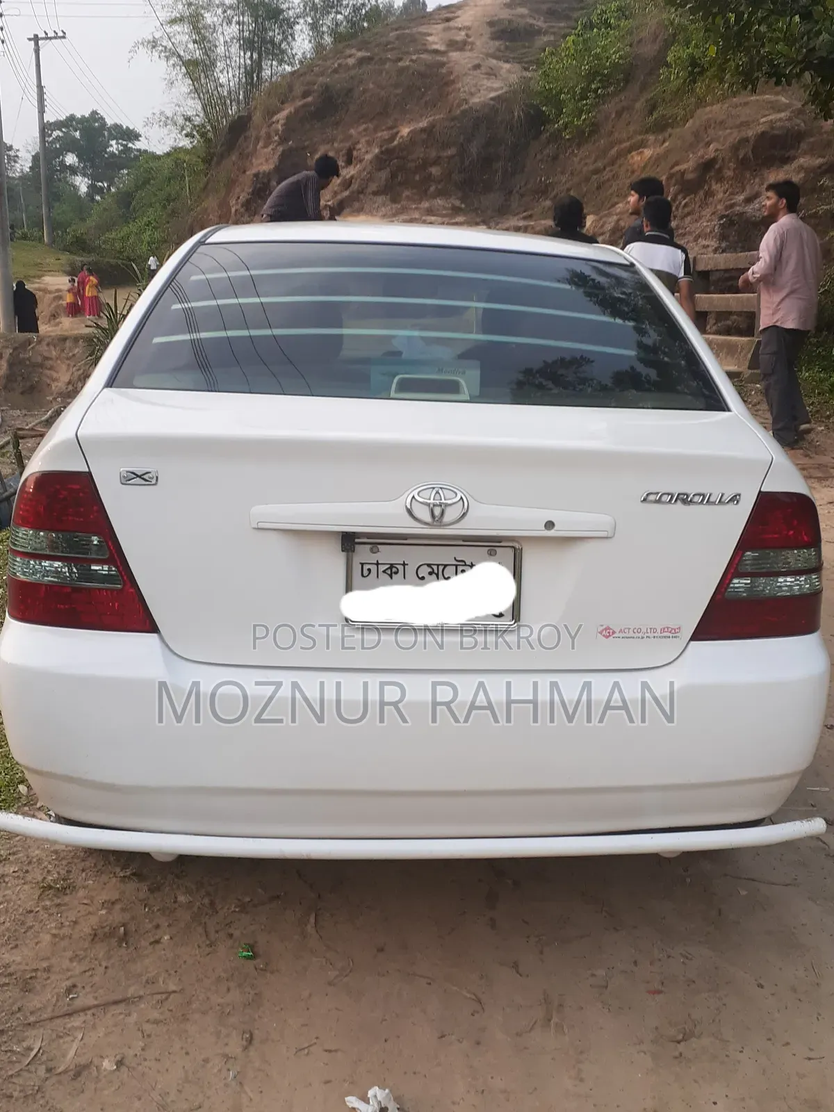 Toyota Corolla Sedan 2003 White