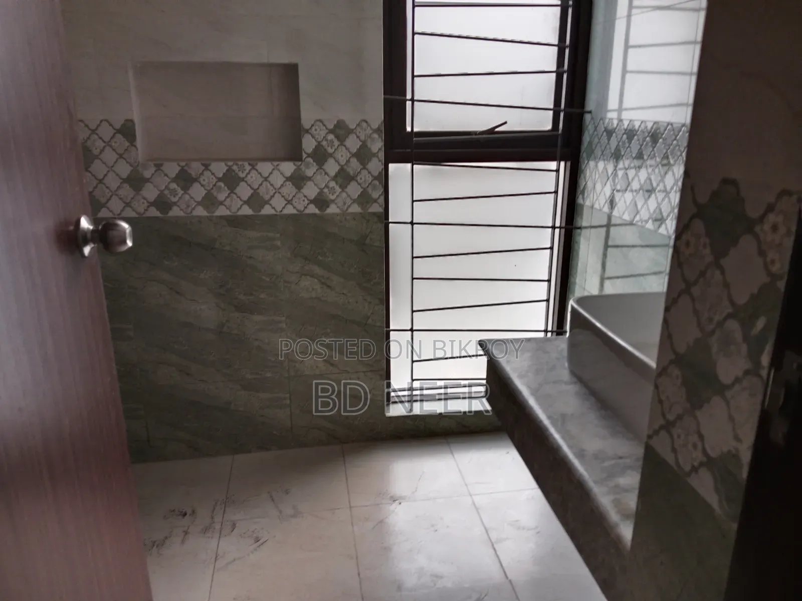 4 Bedroom Apartment in Banani for Rent