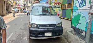 Toyota Noah 2.0 FWD (8 Seater) 2006 Silver