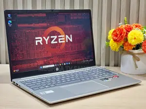 HP Laptop 8GB Intel Core i5 1TB SSD