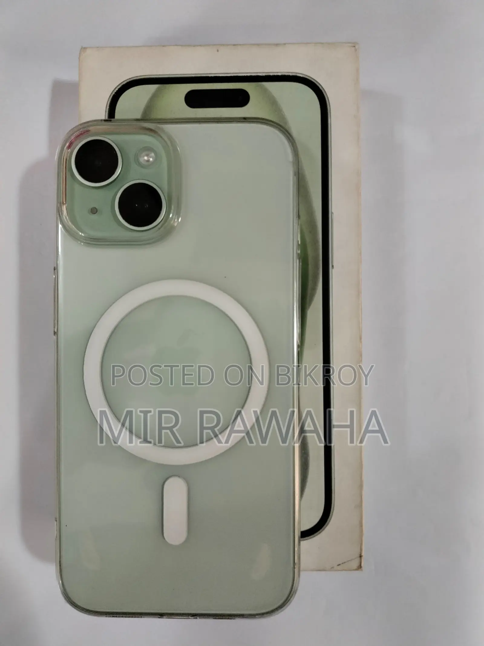 Apple iPhone 15 128 GB Green