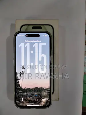 Apple iPhone 15 128 GB Green