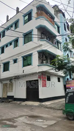 1,600 Sq Ft Commercial Space in Prime Location of South Banasree