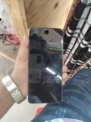 Vivo Y04 128 GB