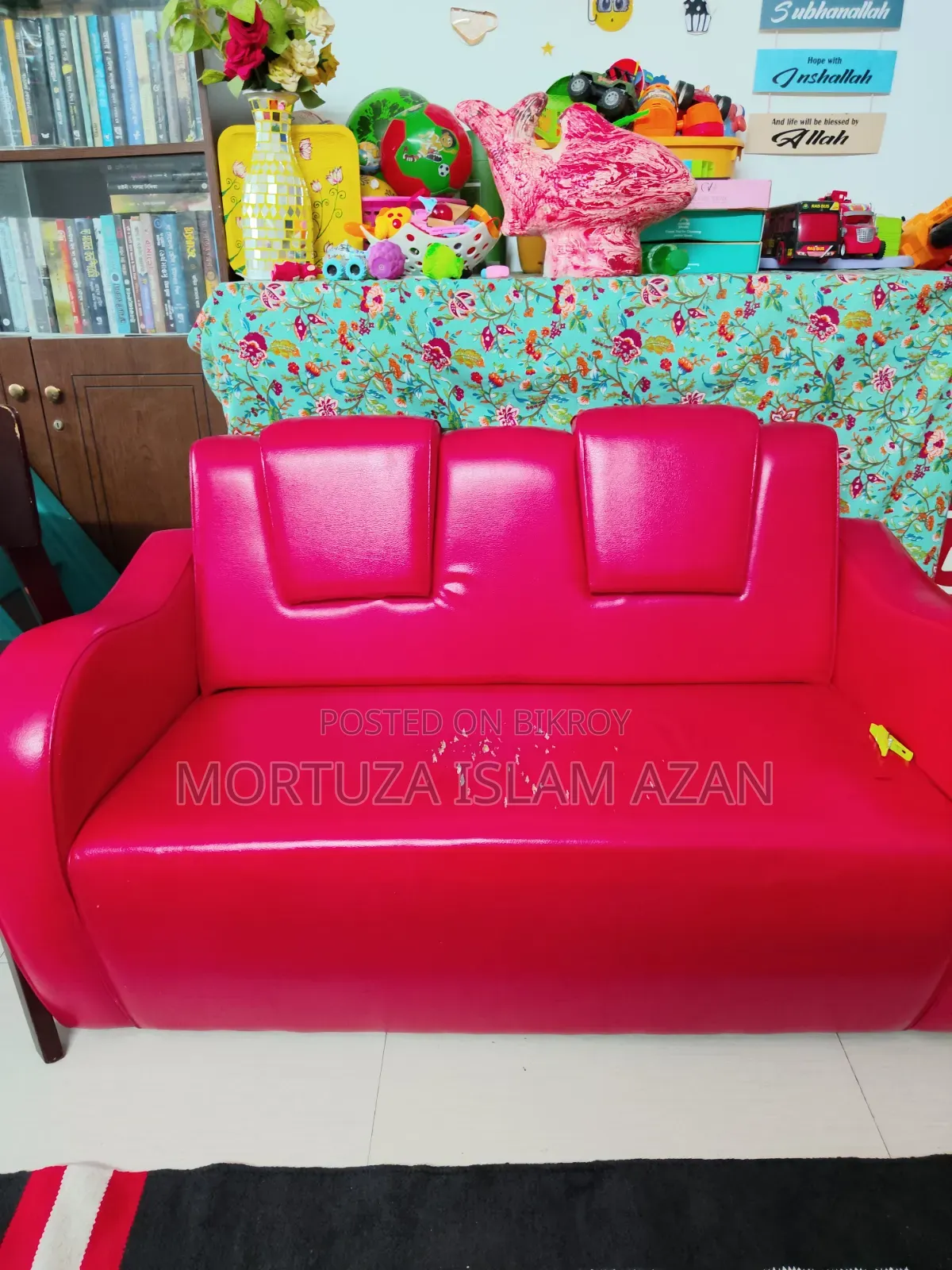 Used 2-seat sofa.