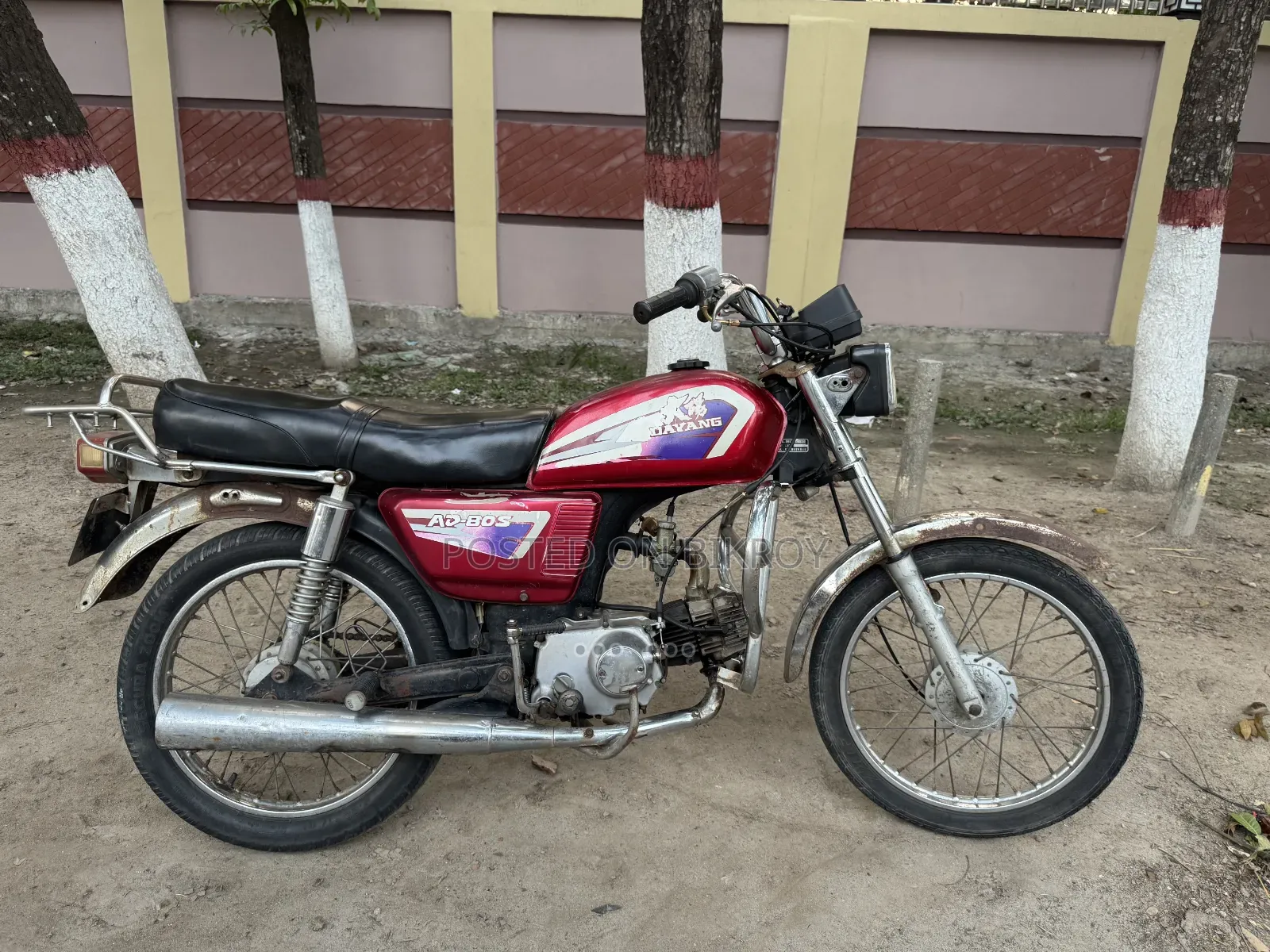 Dayang DY300T-A 1980 Red