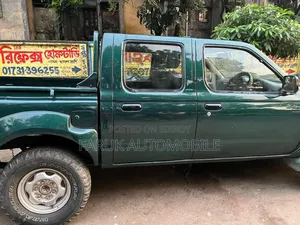 Nissan Navara 2.5 2006 Green