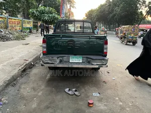 Nissan Navara 2.5 2006 Green